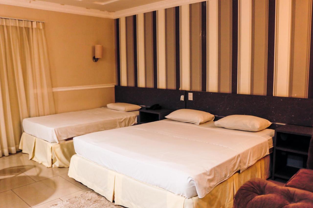Atalanta Hotel มากาปา ภายนอก รูปภาพ