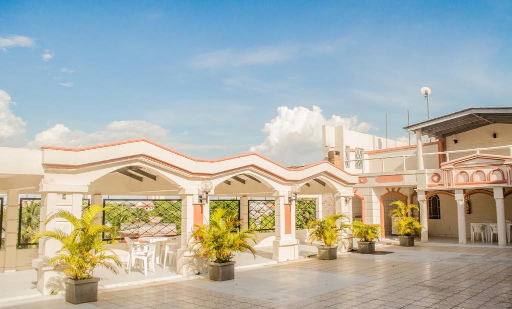 Atalanta Hotel มากาปา ภายนอก รูปภาพ